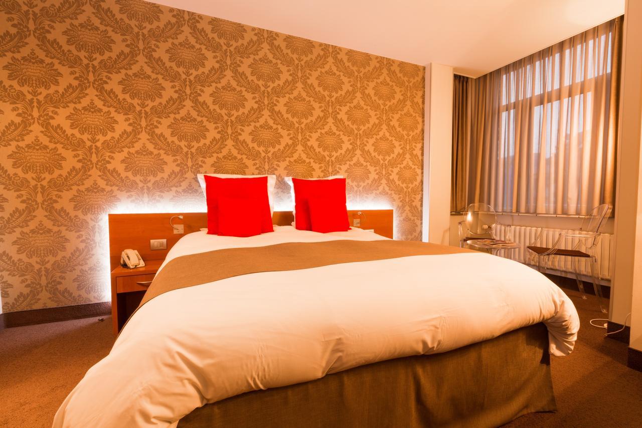 Hotel Royal De Panne Esterno foto